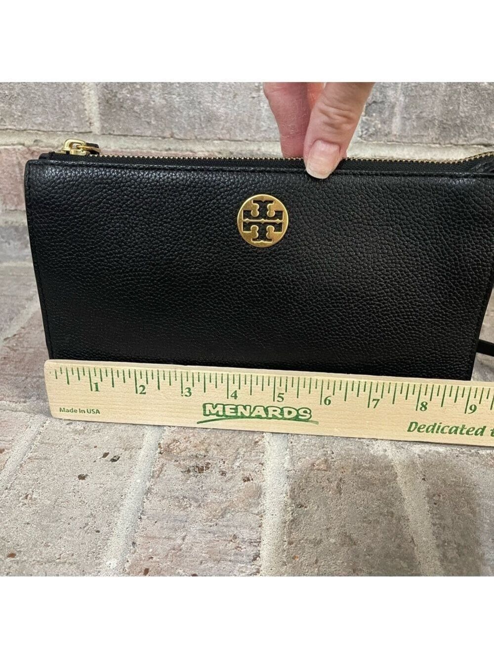 Tory Burch Black Crossbody Bag with Gold Logo - Picture 5 of 14